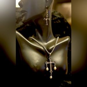 Silver-tone Necklace with Cross Pendant, Pearl and Rhinestone accents & earrings